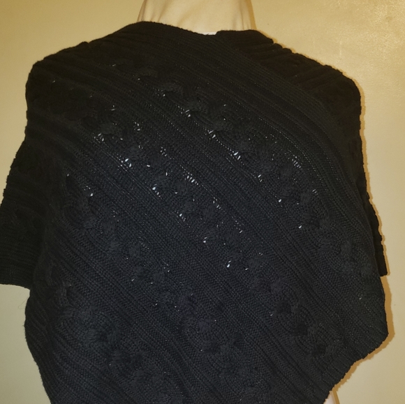 Ann Taylor LOFT poncho - Picture 6 of 7